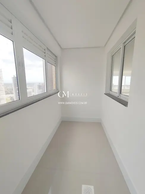Apartamento com 4 quartos à venda, 216m2 em Torres - RS - imagem 9 Foto 9 de Apartamento com 4 quartos à venda, 216m2 em Torres - RS