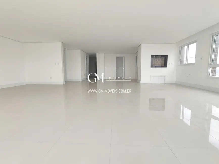 Foto 1 de Apartamento com 4 quartos à venda, 216m2 em Torres - RS