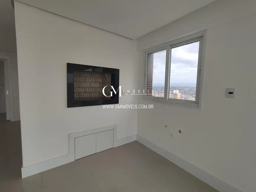Foto 2 de Apartamento com 4 quartos à venda, 216m2 em Torres - RS
