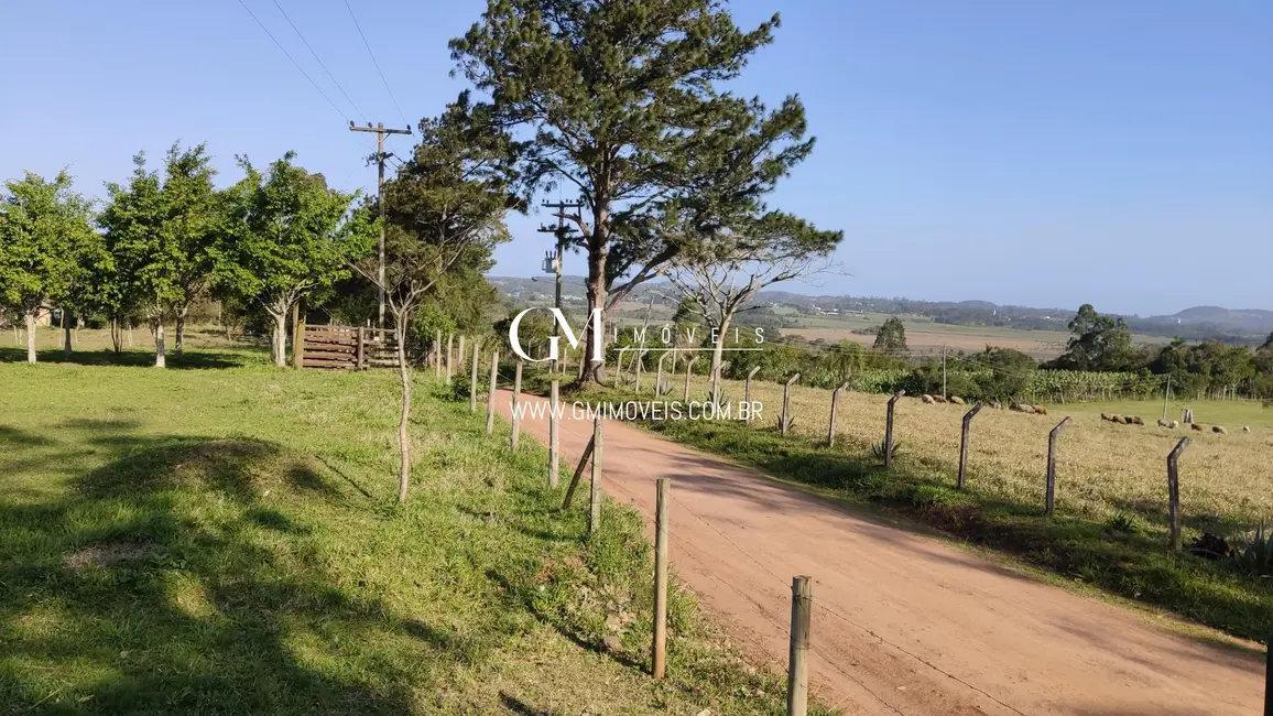 Foto 2 de Chácara com 1 quarto à venda, 240m2 em Torres - RS