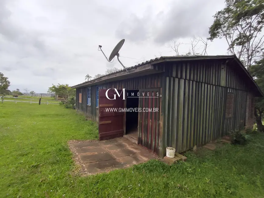 Chácara com 1 quarto à venda, 240m2 em Torres - RS - imagem 6 Foto 6 de Chácara com 1 quarto à venda, 240m2 em Torres - RS
