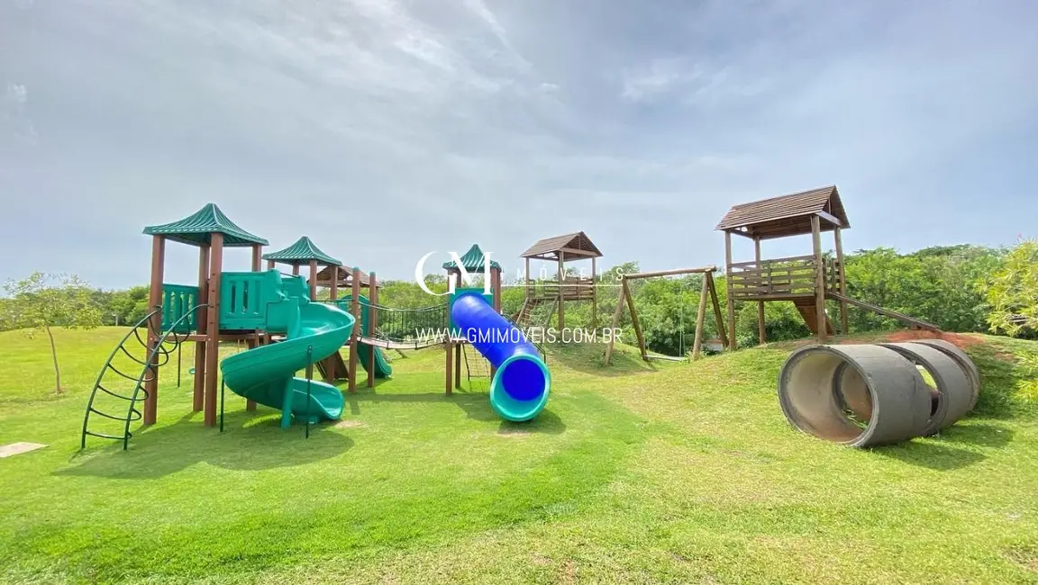 Foto 5 de Terreno / Lote à venda, 420m2 em Torres - RS