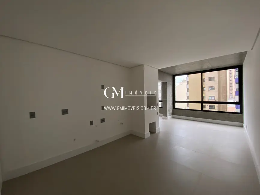 Apartamento com 2 quartos à venda, 91m2 em Centro, Torres - RS - imagem 2 Foto 2 de Apartamento com 2 quartos à venda, 91m2 em Centro, Torres - RS