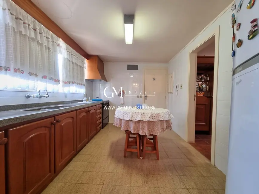 Foto 9 de Apartamento com 3 quartos à venda, 150m2 em Torres - RS