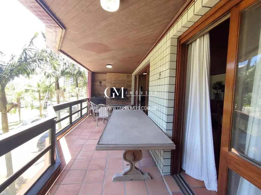 Foto 9 de Apartamento com 3 quartos à venda, 180m2 em Torres - RS