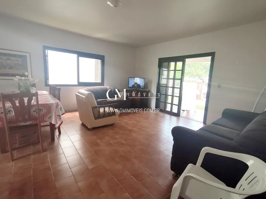 Casa com 3 quartos à venda, 117m2 em Torres - RS - imagem 7 Foto 7 de Casa com 3 quartos à venda, 117m2 em Torres - RS