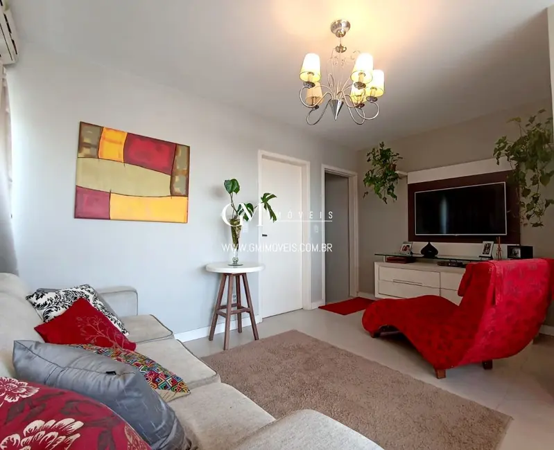 Casa com 5 quartos à venda, 265m2 em Torres - RS - imagem 8 Foto 8 de Casa com 5 quartos à venda, 265m2 em Torres - RS