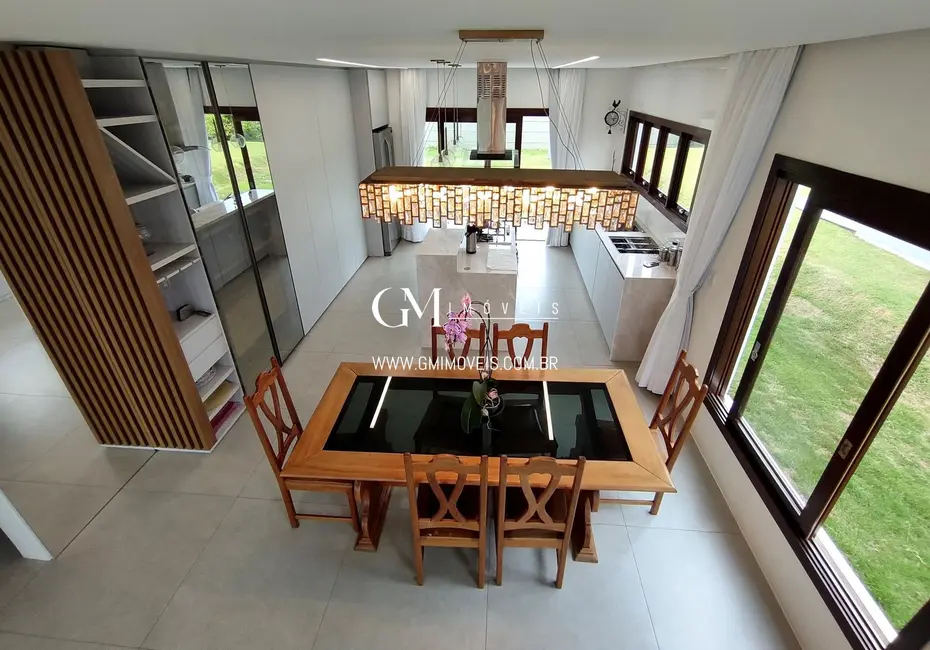 Foto 4 de Casa de Condomínio com 4 quartos à venda, 310m2 em Torres - RS