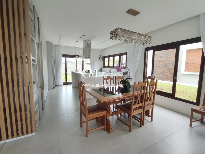 Foto 7 de Casa de Condomínio com 4 quartos à venda, 310m2 em Torres - RS