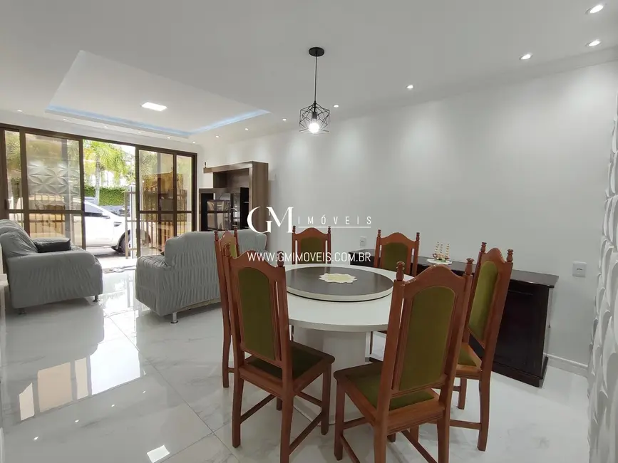 Foto 4 de Casa com 3 quartos à venda, 77m2 em Torres - RS