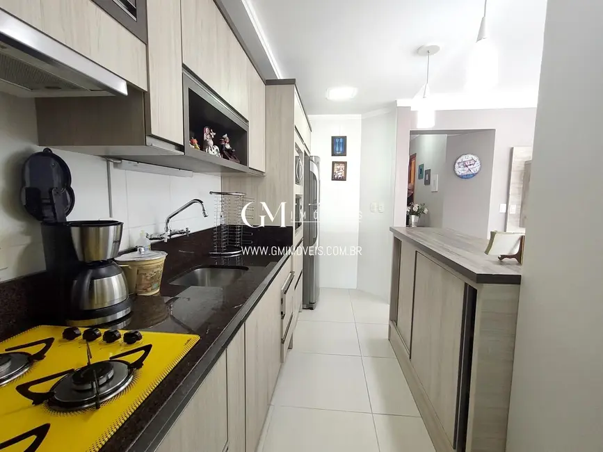 Cobertura com 3 quartos à venda, 250m2 em Torres - RS - imagem 8 Foto 8 de Cobertura com 3 quartos à venda, 250m2 em Torres - RS