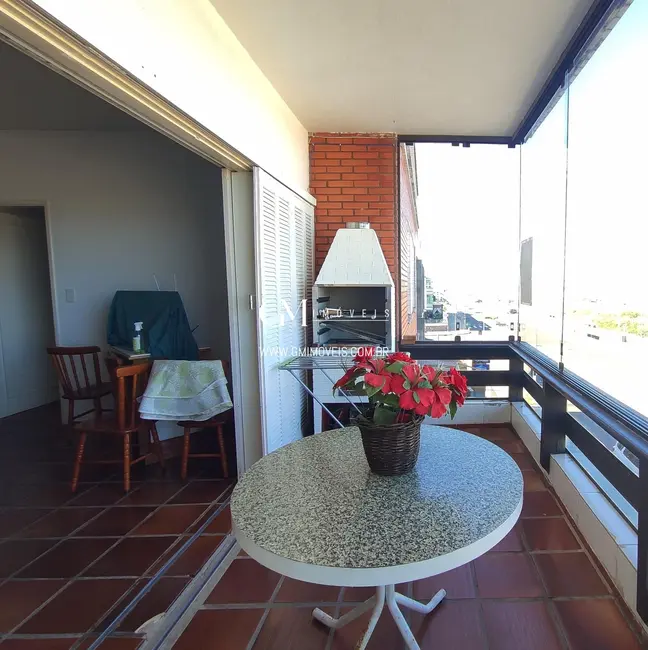 Foto 3 de Apartamento com 3 quartos à venda, 120m2 em Torres - RS