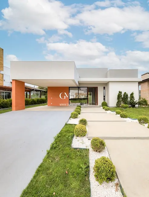 Casa de Condomínio com 3 quartos à venda, 216m2 em Torres - RS - imagem 2 Foto 2 de Casa de Condomínio com 3 quartos à venda, 216m2 em Torres - RS