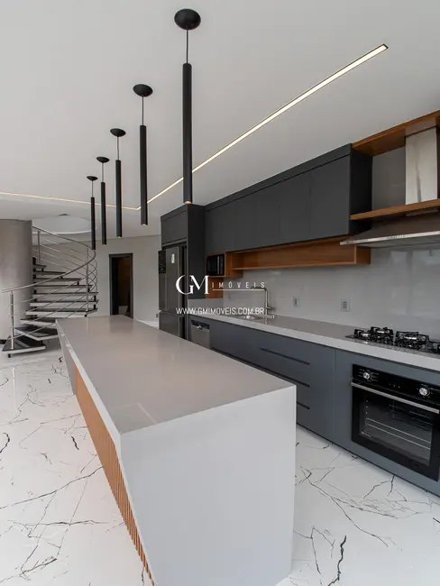 Casa de Condomínio com 5 quartos à venda, 457m2 em Torres - RS - imagem 6 Foto 6 de Casa de Condomínio com 5 quartos à venda, 457m2 em Torres - RS