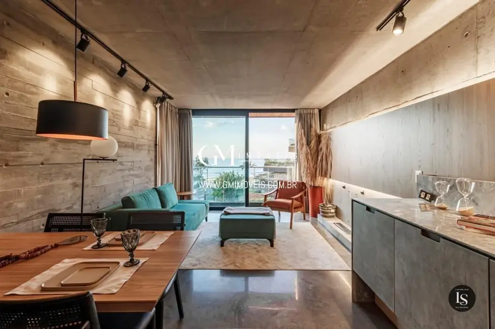 Foto 1 de Apartamento com 1 quarto à venda, 70m2 em Torres - RS