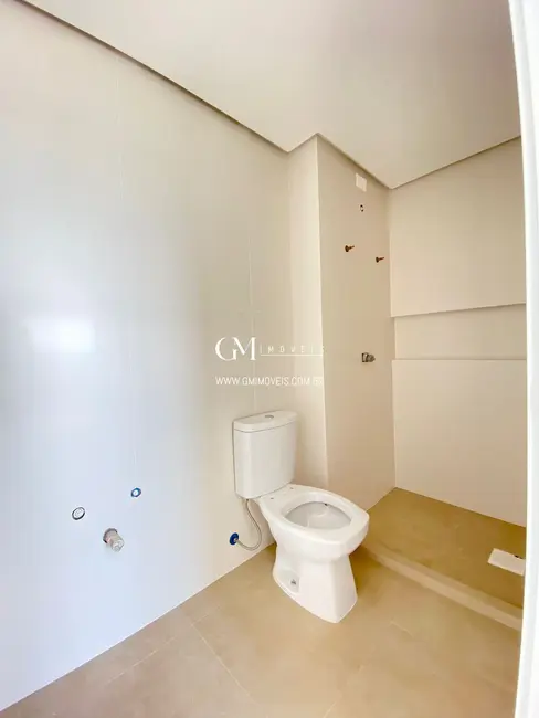 Apartamento com 2 quartos à venda, 72m2 em Centro, Torres - RS - imagem 8 Foto 8 de Apartamento com 2 quartos à venda, 72m2 em Centro, Torres - RS