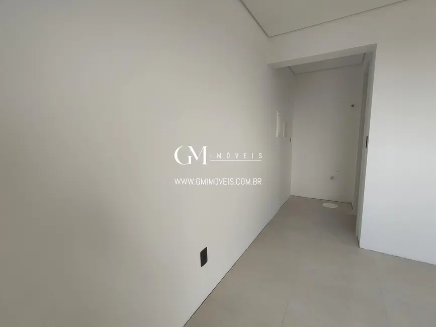 Sala Comercial com 1 quarto à venda, 33m2 em Centro, Torres - RS - imagem 4 Foto 4 de Sala Comercial com 1 quarto à venda, 33m2 em Centro, Torres - RS