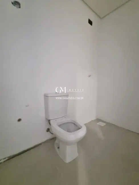 Sala Comercial com 1 quarto à venda, 33m2 em Centro, Torres - RS - imagem 4 Foto 4 de Sala Comercial com 1 quarto à venda, 33m2 em Centro, Torres - RS