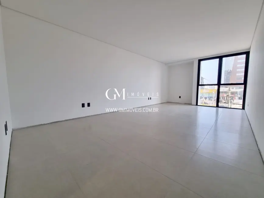 Sala Comercial com 1 quarto à venda, 35m2 em Centro, Torres - RS - imagem 3 Foto 3 de Sala Comercial com 1 quarto à venda, 35m2 em Centro, Torres - RS