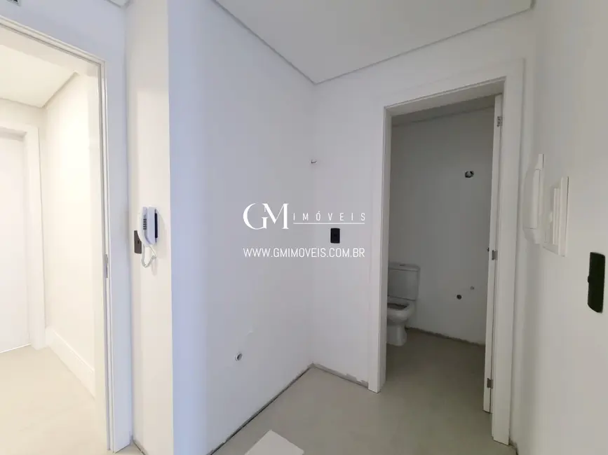 Sala Comercial com 1 quarto à venda, 35m2 em Centro, Torres - RS - imagem 5 Foto 5 de Sala Comercial com 1 quarto à venda, 35m2 em Centro, Torres - RS