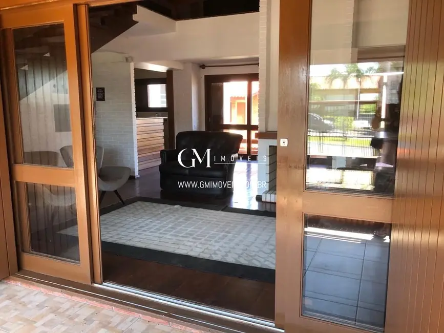 Foto 9 de Casa com 9 quartos à venda, 386m2 em Torres - RS