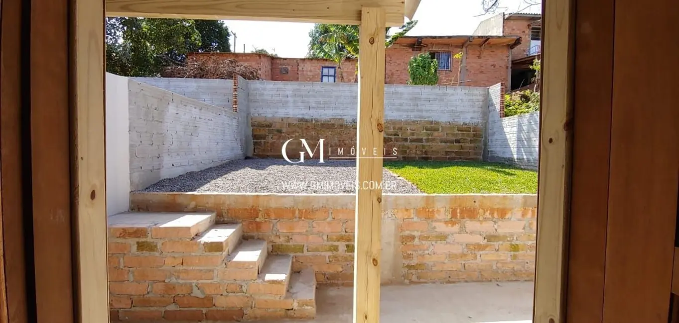 Casa com 2 quartos à venda, 66m2 em Torres - RS - imagem 3 Foto 3 de Casa com 2 quartos à venda, 66m2 em Torres - RS