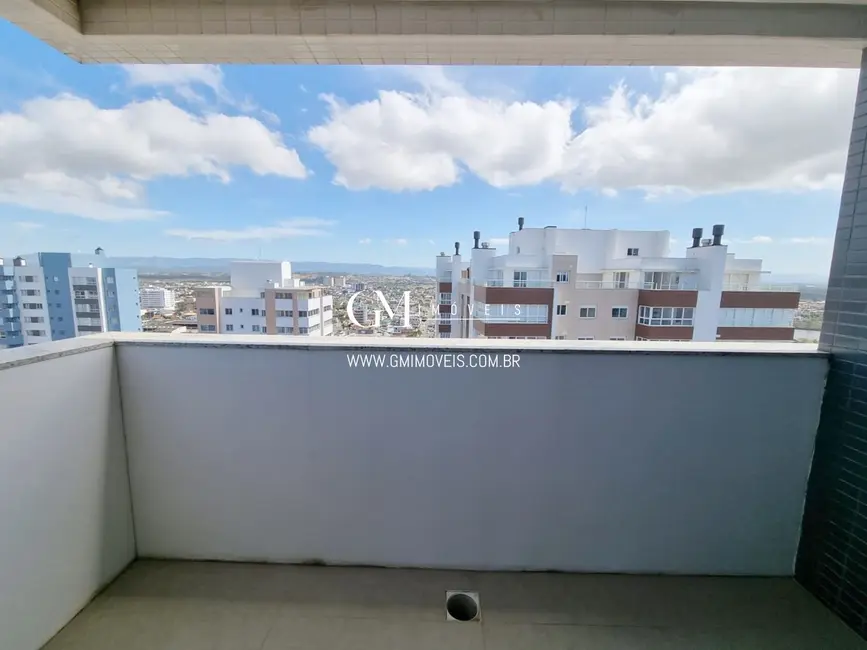 Cobertura com 4 quartos à venda, 235m2 em Torres - RS - imagem 8 Foto 8 de Cobertura com 4 quartos à venda, 235m2 em Torres - RS