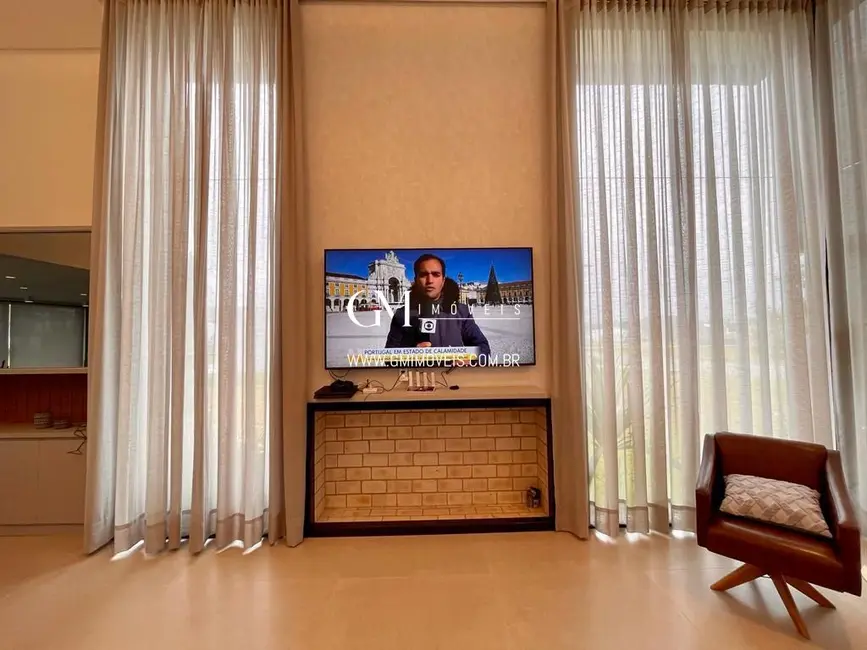 Casa de Condomínio com 3 quartos à venda, 211m2 em Torres - RS - imagem 5 Foto 5 de Casa de Condomínio com 3 quartos à venda, 211m2 em Torres - RS
