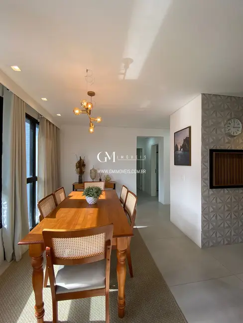 Apartamento com 2 quartos à venda, 84m2 em Centro, Torres - RS - imagem 4 Foto 4 de Apartamento com 2 quartos à venda, 84m2 em Centro, Torres - RS
