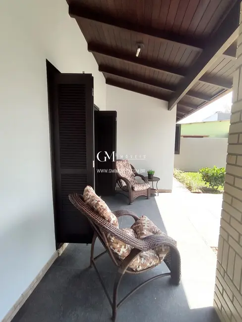 Casa com 3 quartos à venda, 110m2 em Torres - RS - imagem 4 Foto 4 de Casa com 3 quartos à venda, 110m2 em Torres - RS