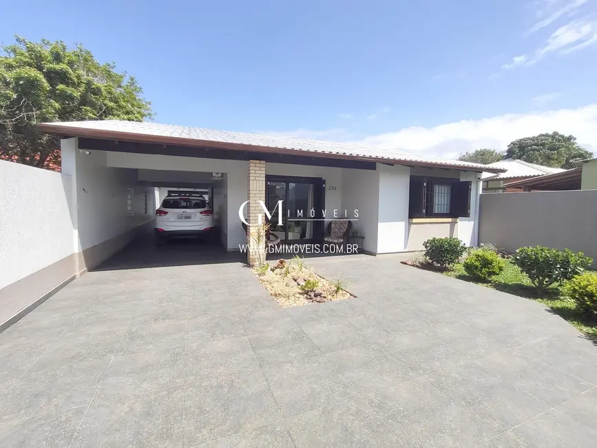 Casa com 3 quartos à venda, 110m2 em Torres - RS - imagem 1 Foto 1 de Casa com 3 quartos à venda, 110m2 em Torres - RS