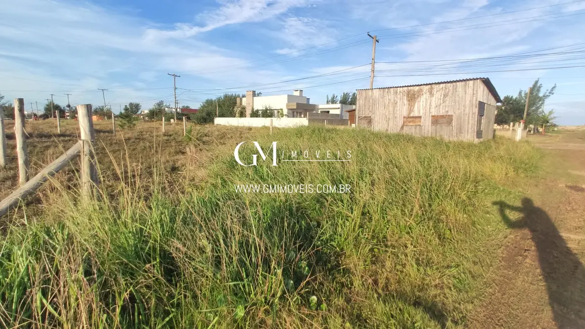 Terreno / Lote à venda, 300m2 em Torres - RS - imagem 5 Foto 5 de Terreno / Lote à venda, 300m2 em Torres - RS