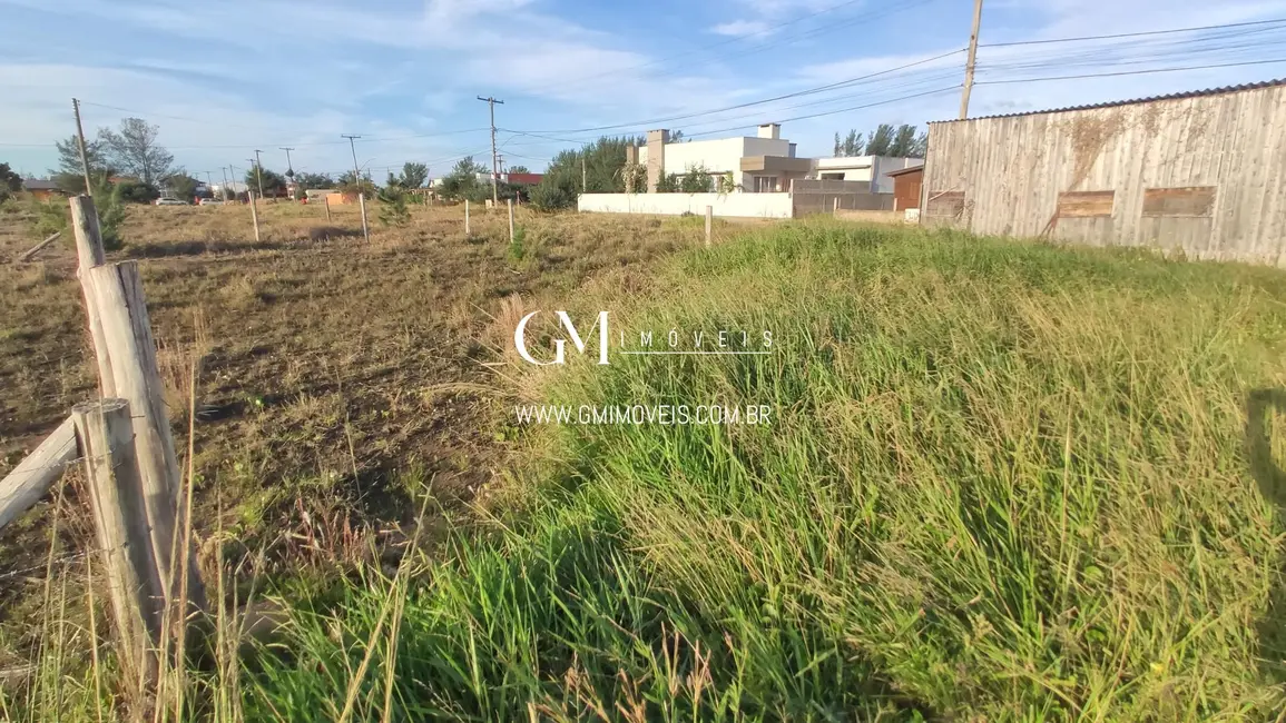 Terreno / Lote à venda, 300m2 em Torres - RS - imagem 4 Foto 4 de Terreno / Lote à venda, 300m2 em Torres - RS