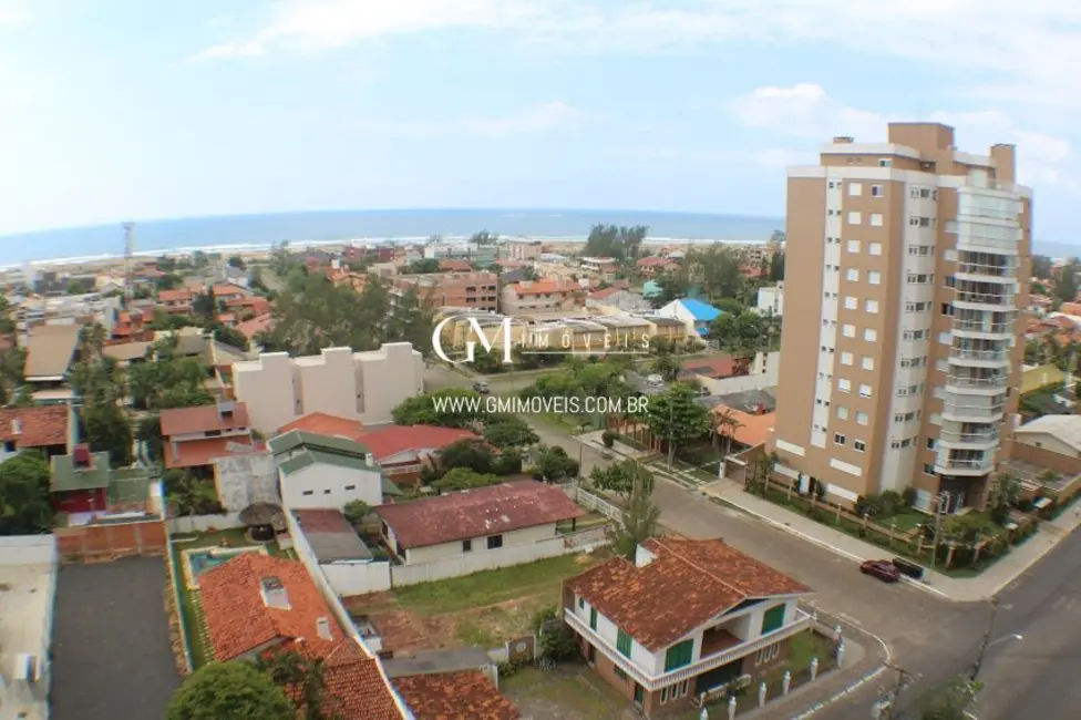 Apartamento com 4 quartos à venda, 230m2 em Torres - RS - imagem 7 Foto 7 de Apartamento com 4 quartos à venda, 230m2 em Torres - RS