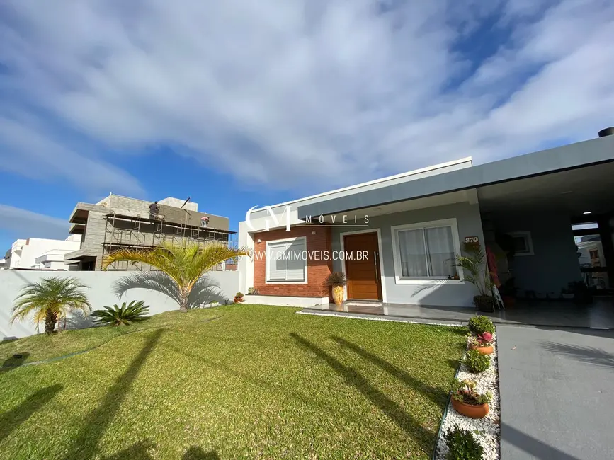 Casa com 2 quartos à venda, 120m2 em Torres - RS - imagem 5 Foto 5 de Casa com 2 quartos à venda, 120m2 em Torres - RS