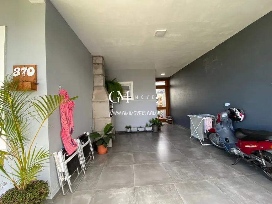 Casa com 2 quartos à venda, 120m2 em Torres - RS - imagem 9 Foto 9 de Casa com 2 quartos à venda, 120m2 em Torres - RS