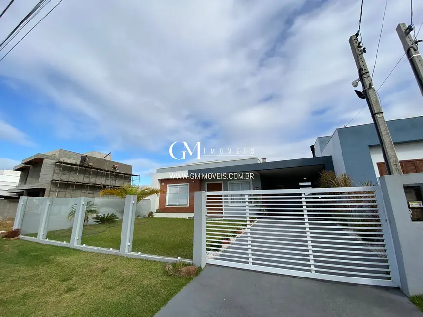 Casa com 2 quartos à venda, 120m2 em Torres - RS - imagem 4 Foto 4 de Casa com 2 quartos à venda, 120m2 em Torres - RS