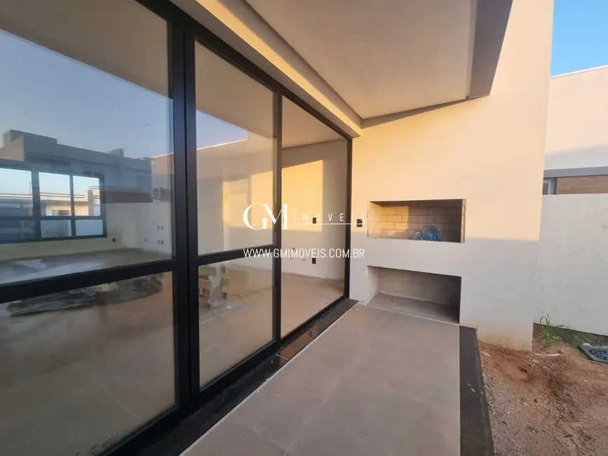 Foto 3 de Casa com 3 quartos à venda, 131m2 em Torres - RS