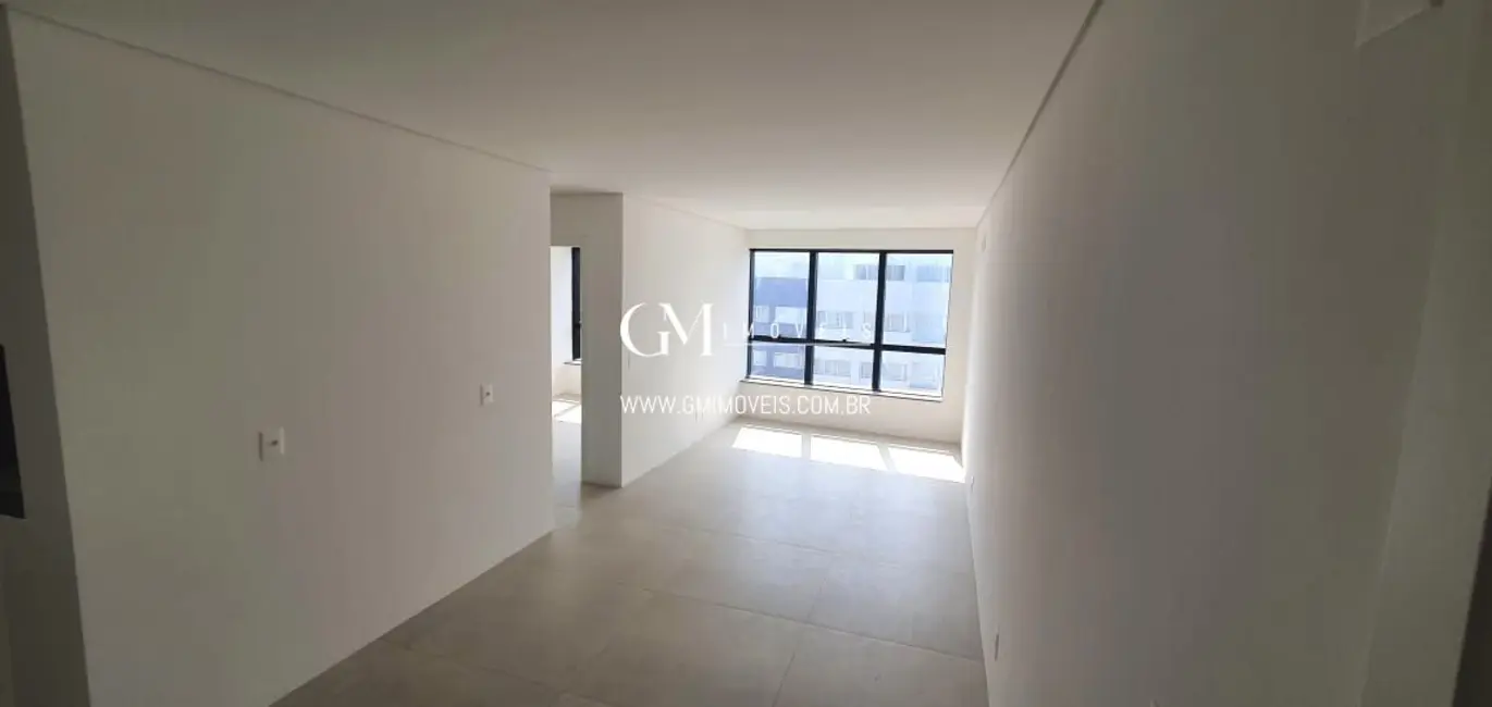 Apartamento com 2 quartos à venda, 80m2 em Centro, Torres - RS - imagem 3 Foto 3 de Apartamento com 2 quartos à venda, 80m2 em Centro, Torres - RS