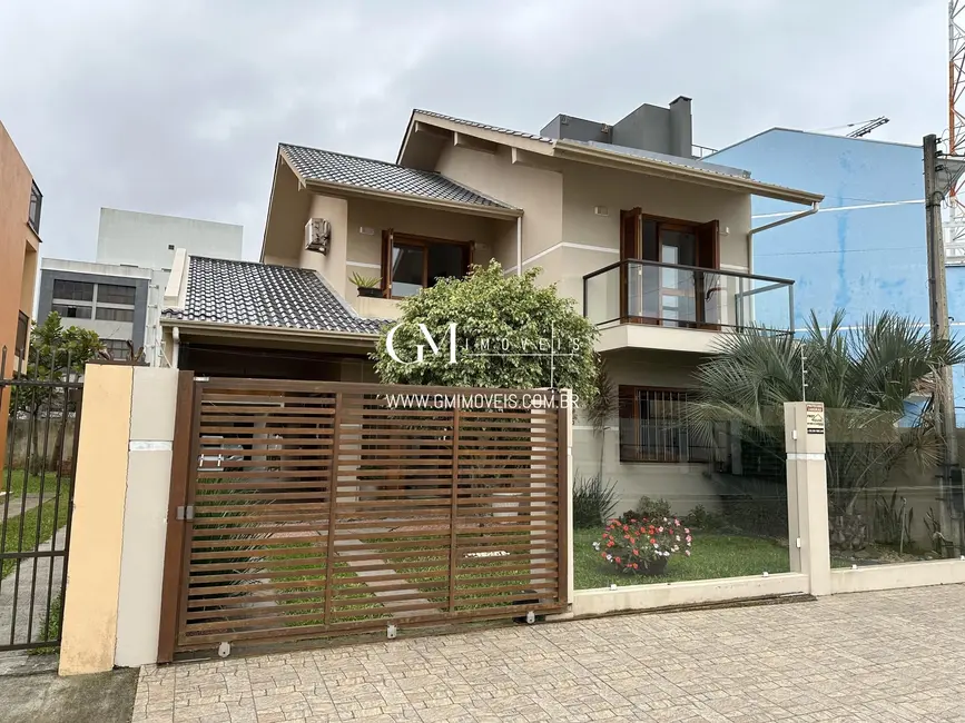Casa com 4 quartos à venda, 173m2 em Torres - RS - imagem 4 Foto 4 de Casa com 4 quartos à venda, 173m2 em Torres - RS