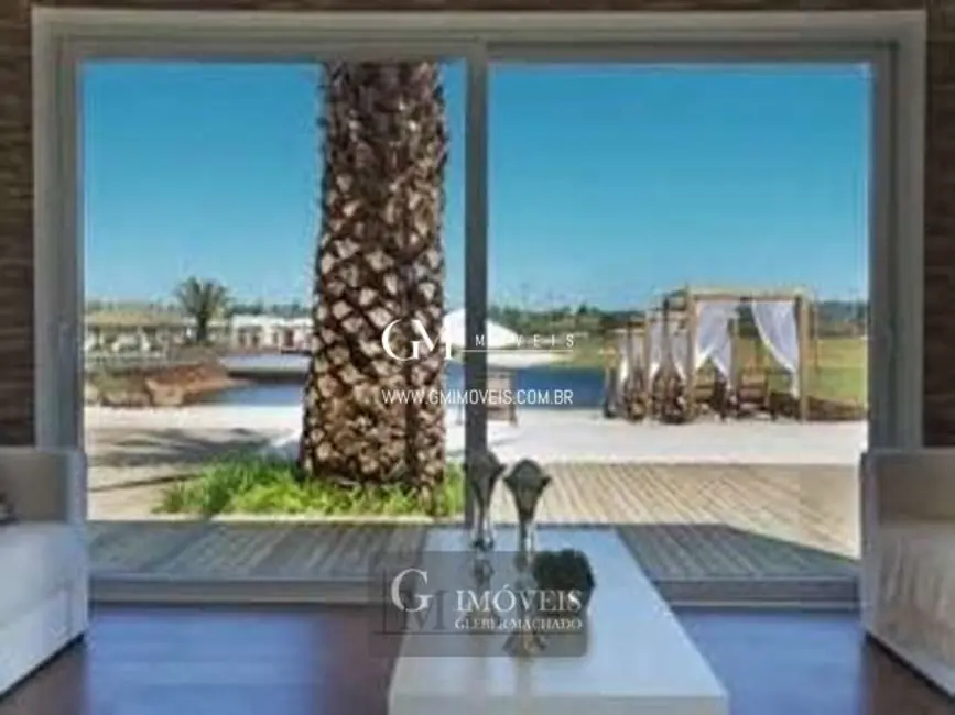 Foto 6 de Terreno / Lote à venda, 420m2 em Torres - RS