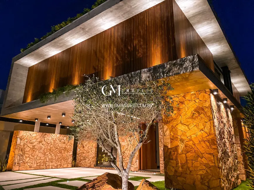 Casa de Condomínio com 4 quartos à venda, 339m2 em Torres - RS - imagem 9 Foto 9 de Casa de Condomínio com 4 quartos à venda, 339m2 em Torres - RS