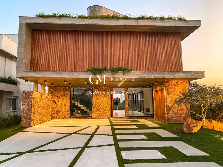 Casa de Condomínio com 4 quartos à venda, 339m2 em Torres - RS - imagem 4 Foto 4 de Casa de Condomínio com 4 quartos à venda, 339m2 em Torres - RS