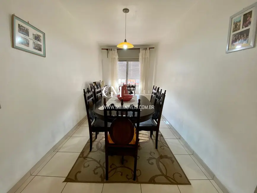 Apartamento com 3 quartos à venda, 133m2 em Centro, Torres - RS - imagem 7 Foto 7 de Apartamento com 3 quartos à venda, 133m2 em Centro, Torres - RS