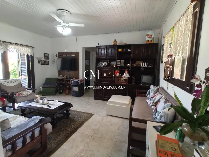 Casa com 3 quartos à venda, 110m2 em Torres - RS - imagem 6 Foto 6 de Casa com 3 quartos à venda, 110m2 em Torres - RS