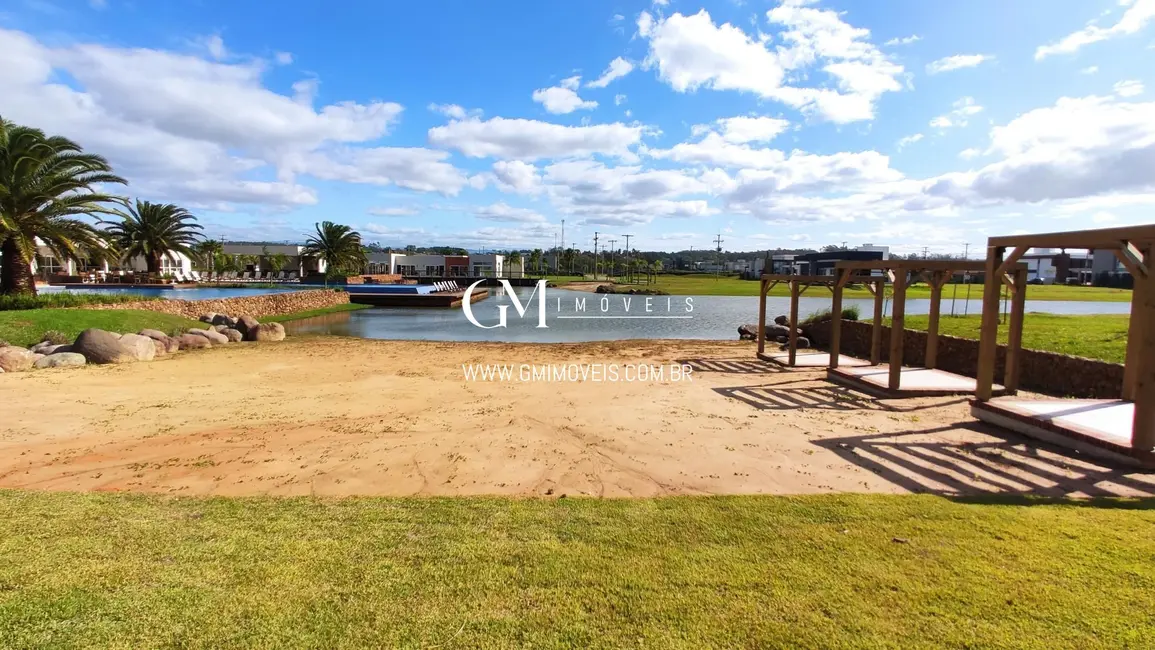 Foto 5 de Terreno / Lote à venda, 420m2 em Torres - RS