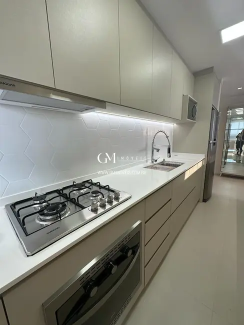 Apartamento com 3 quartos à venda, 111m2 em Centro, Torres - RS - imagem 8 Foto 8 de Apartamento com 3 quartos à venda, 111m2 em Centro, Torres - RS