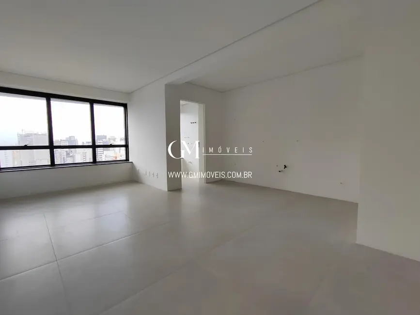 Foto 1 de Apartamento com 1 quarto à venda, 52m2 em Centro, Torres - RS