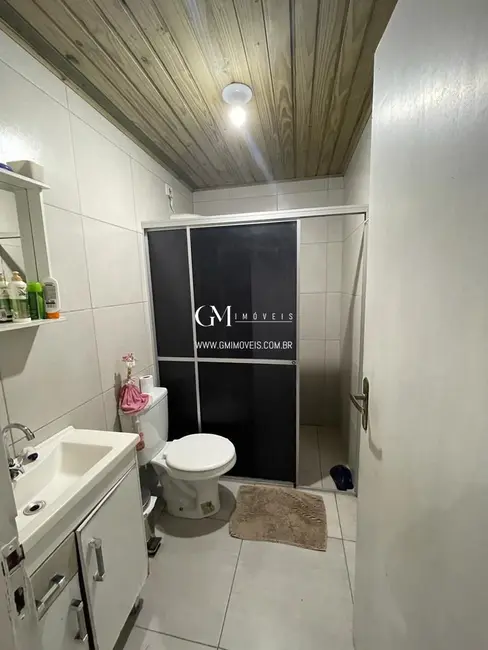 Casa com 2 quartos à venda, 100m2 em Torres - RS - imagem 5 Foto 5 de Casa com 2 quartos à venda, 100m2 em Torres - RS