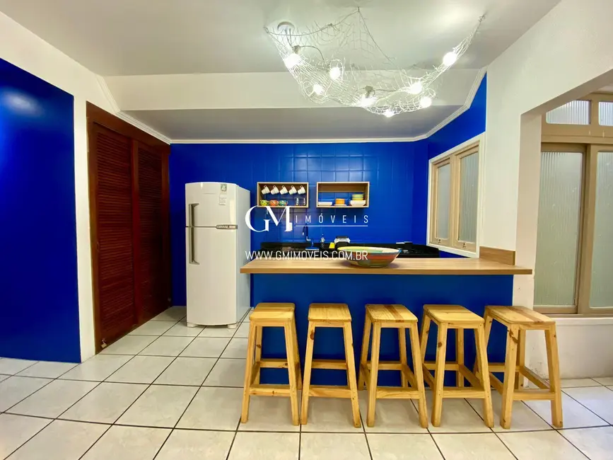 Foto 2 de Apartamento com 1 quarto à venda, 42m2 em Centro, Torres - RS